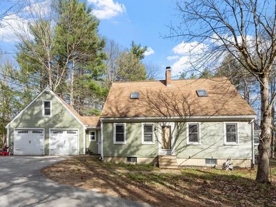 Property at 61 Beaver Pond Road, Weare, NH