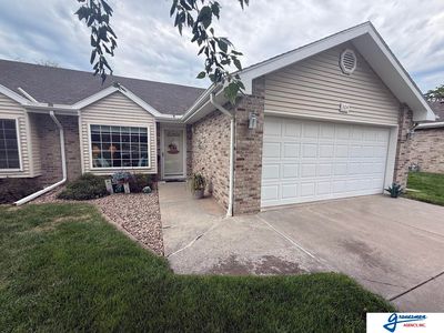 Property at 304 Swanson Dr, Syracuse, NE