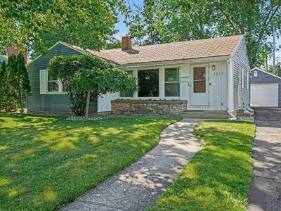 1616 Churchill Dr