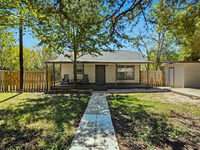 Property at 1527 Boone St, Bryan, TX