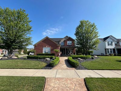 19047 Hazelton Dr