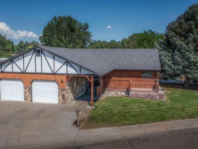 Property at 1835 Crimson St, Worland, WY