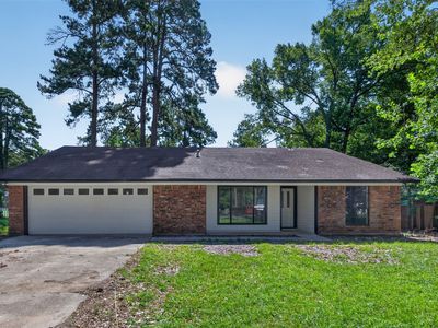 1047 Park Dr