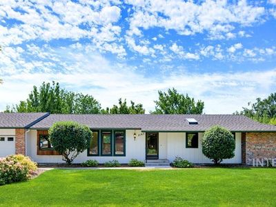 2165 E Springwood Dr