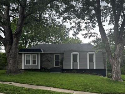 809 NW Arlington Pl