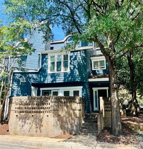 423 W 8th St APT 73