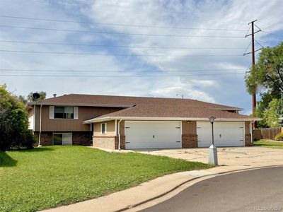 1005 Harmon Place