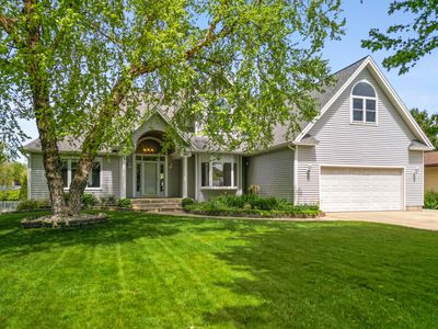 607 Apache Dr