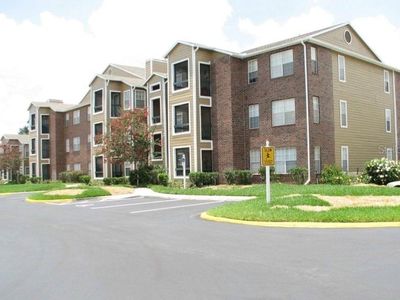 4225 Thornbriar Ln APT 305