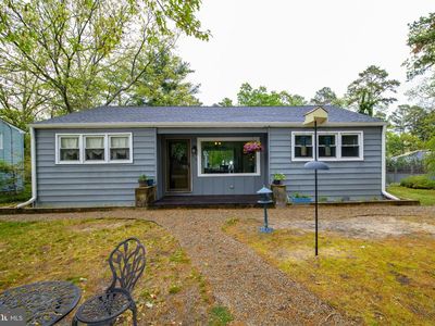 204 Holly Ln