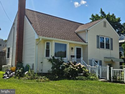 13 Morton Ave