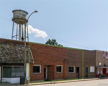 Property at 110 E Main Ave, Bernie, MO