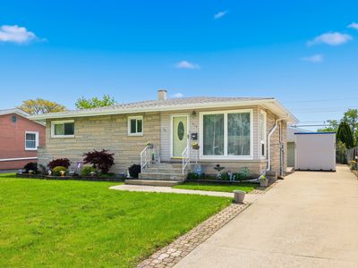 329 E Myrick Ave
