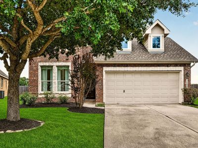 10202 Larkmist Ln