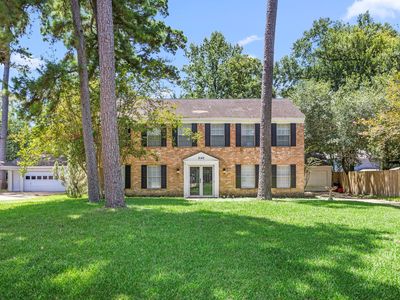 2142 Parkdale Dr