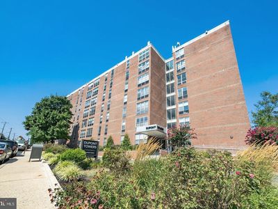 6100 Henry Ave APT 2D