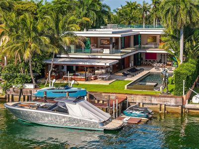126 W San Marino Dr