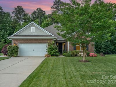 8737 Mullis Forest Ct