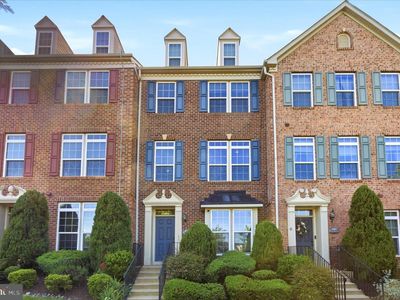 3608 Wright Ter NE