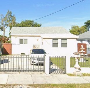 3073 NW 59th St