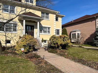 1059 Dearborn Rd