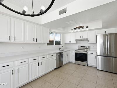 6609 S 17TH Place