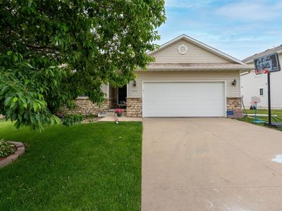 1111 Green Hills Dr