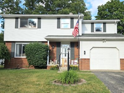6128 Meadowvale Dr