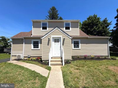 407 W Summit Ave