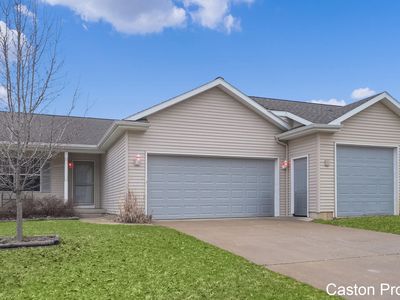 4518 Rolling Ridge Dr