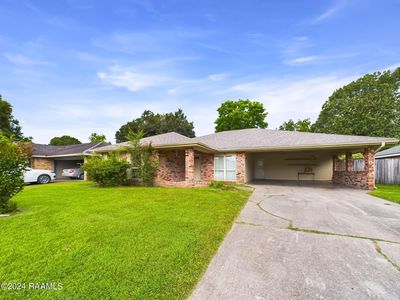 410 Elmwood Dr