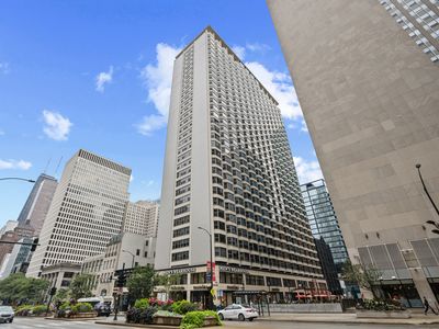 535 N Michigan Ave APT 1106