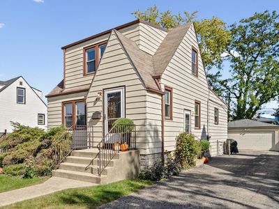 4107 Wagner Ave