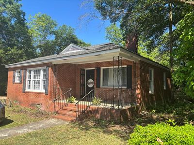 709 Fleming Rd