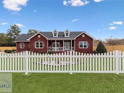 932 Hitching Post Ln
