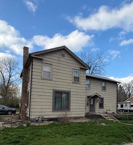 503 E North St