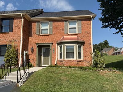 1817 Georgetown Ln