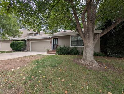 900 Shire Ct
