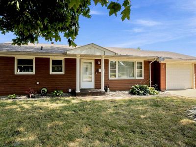 2704 Andrew Ct