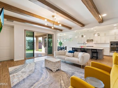 4050 S THISTLE Drive