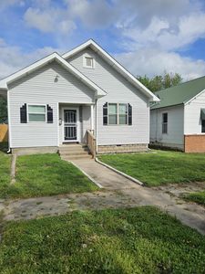 613 8th Street