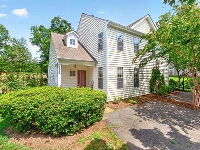 2309 Ravenswood Ct