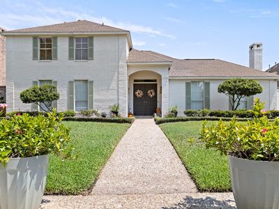 7 Bellchase Dr
