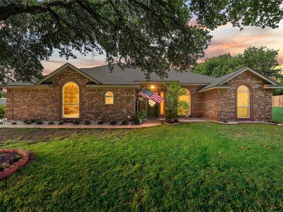 212 Sherwood Oaks Dr