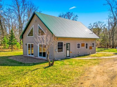 7489 Hayden Lake Rd