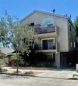 1123 Junipero Ave APT 7