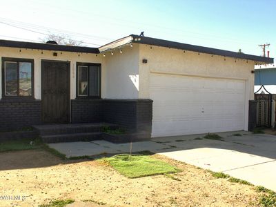 1866 E Avenue Q11