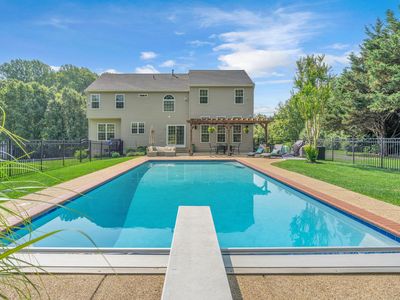 1725 Mayfair Ct