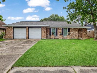 10323 Sagebluff Dr