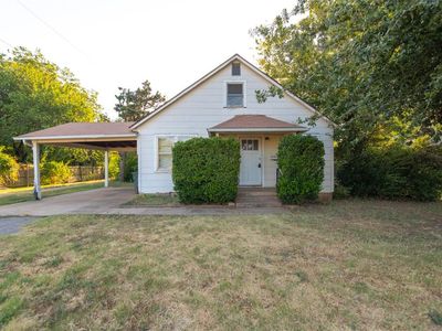 Property at 11 S Walnut St, Edmond, OK